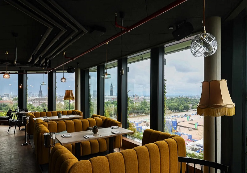 St. Pauli Hotel Restaurant: Photo Source: nypost.com; Photographer: Unknown