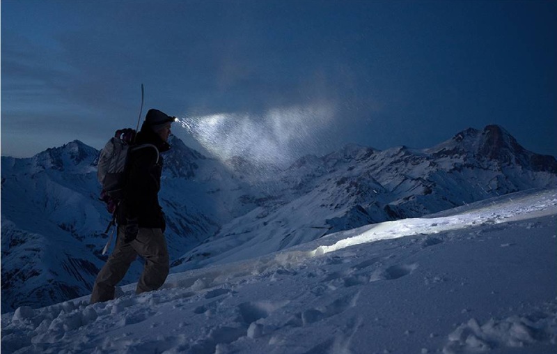 Headmap for the mountains. Source: CablesFormac.com website; Photographer: Unknown