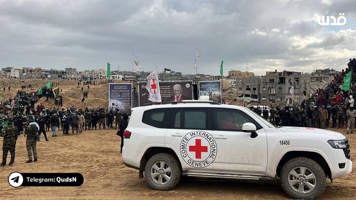 Hamas Initiative in delivery of Zionist bodies+ images