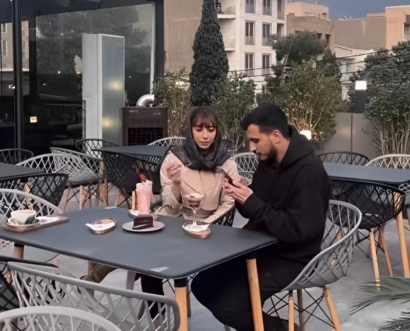 Ruf Garden Café Ladiz Restaurant. Source: Cafegarditehran.com Website; Photographer: Unknown