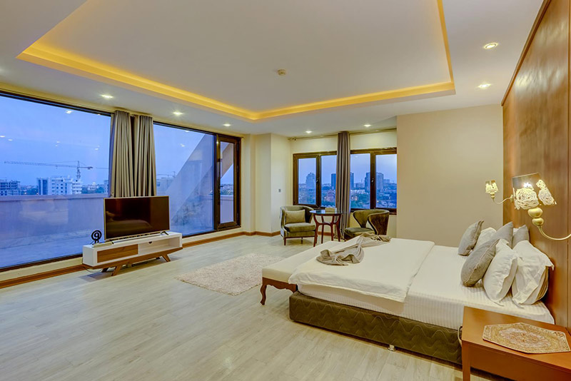 Interior of the rooms of the Kish Mirage Hotel; Photo Source: Google Map; Photographer: Ali Tehrani Majd