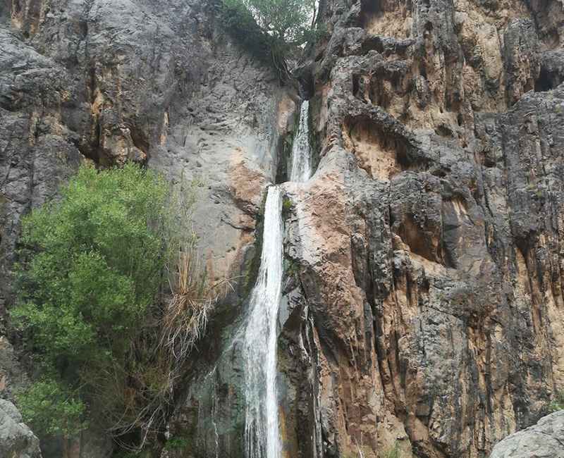 Tama Falls Height, Photo Source: Wikiloc.com, Photographer: Mountainist