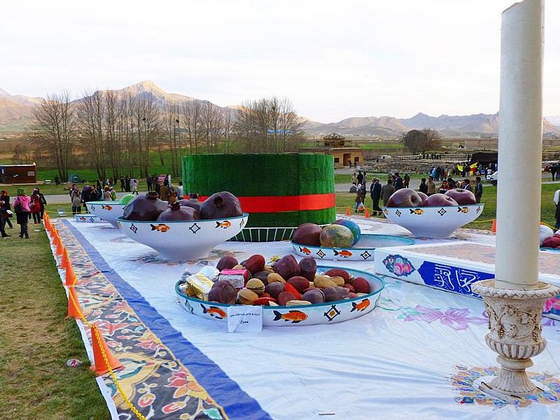 Nowruz urban decorations in the form of Haft -Sin table. Source: Wiki Media; Photographer: MR1SEPAHvand