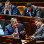 British Media: Trump can end the end of Netanyahu's rule