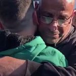 Gaza's sadness does not fall; Palestinian free tears after finding the testimony of his wife and daughter