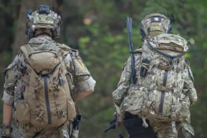 Green Hat and Delta Force