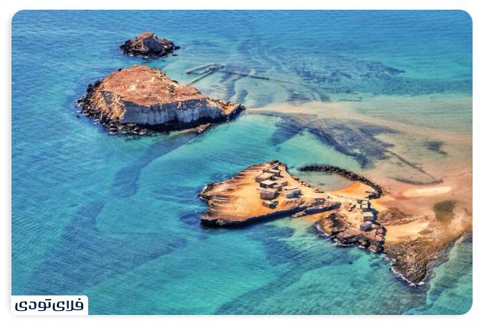 Siri Hormozgan Island