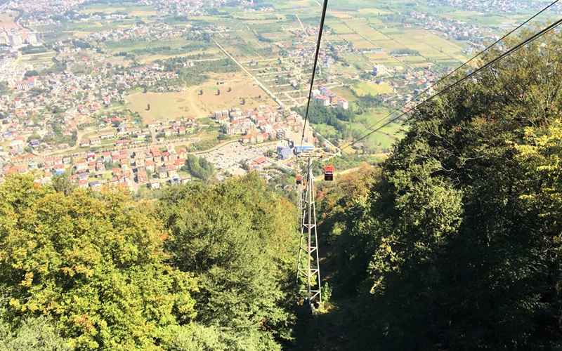Abrood Salt Cabs on the Forest, Photo Source: Google Map, Photographer: Athena Mohammadi