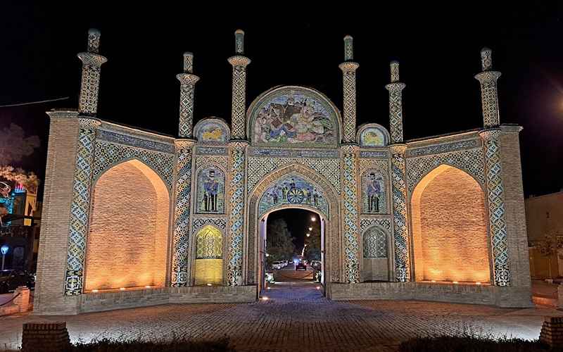 Semnan Citadel Gate at Night, Photo Source: Google Map, Photographer: Muslim Goldadi