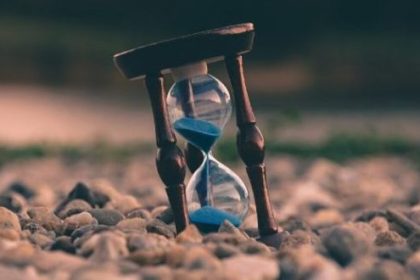 The difference between the past and the future