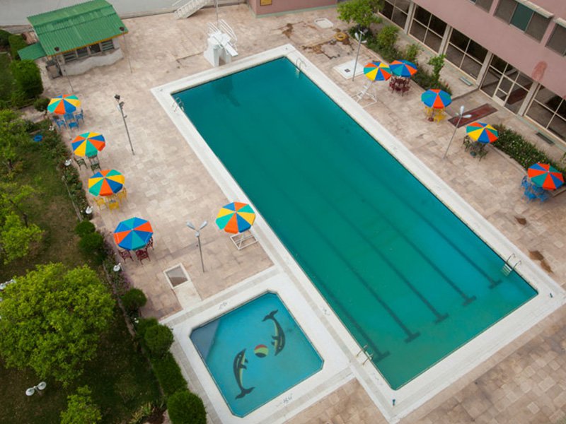 Pars Hotel Ahvaz Hotel Outdoor Pool