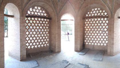 The interior of the steel bed. Photographer Mehrdad Posin Dose