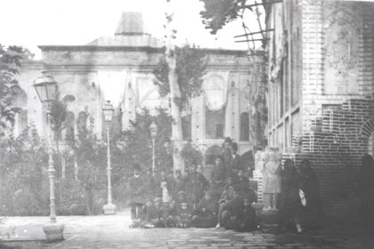 Photo by Nasser al -Din Shah Women