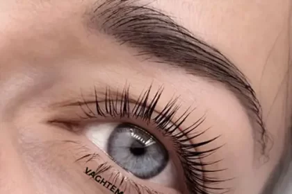 What is Botox eyelashes?