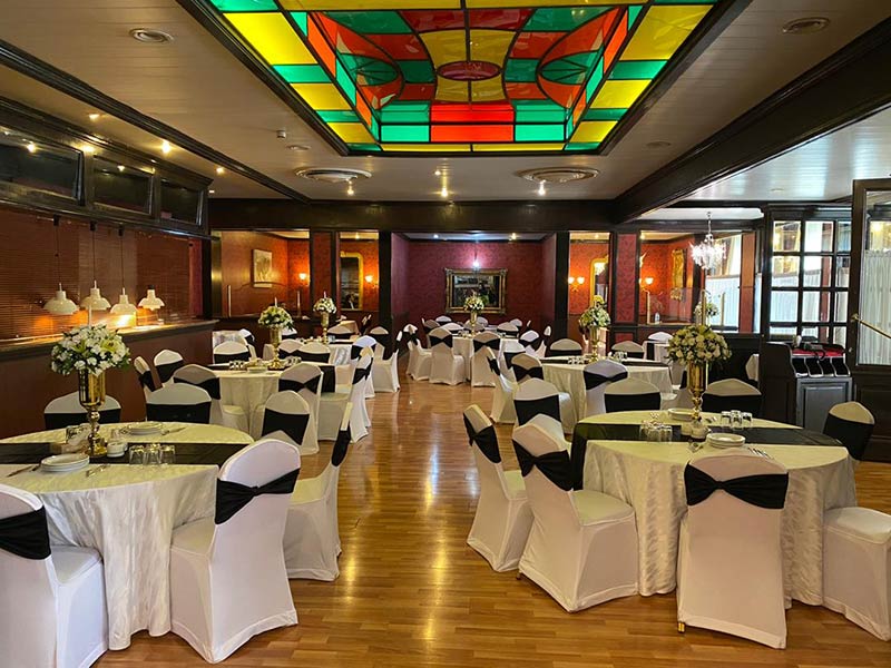 The interior of the Noufel Lushato Hall of Parsian Esteghlal Hotel; Photo Source: Tehran Esteghlal Hotel website; Photographer: Unknown