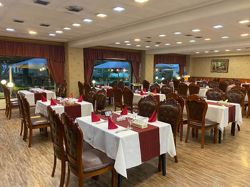 Rose Restaurant Rose Restaurant Parsian Esteghlal Tehran; Photo Source: Tehran Esteghlal Hotel website; Photographer: Unknown