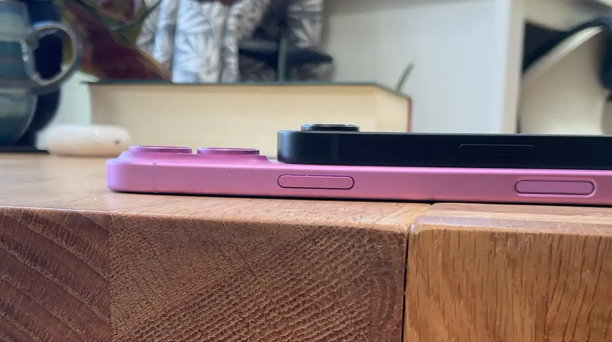 iPhone-16E-Review-Camera-Module-Comparison Apple iPhone 16e