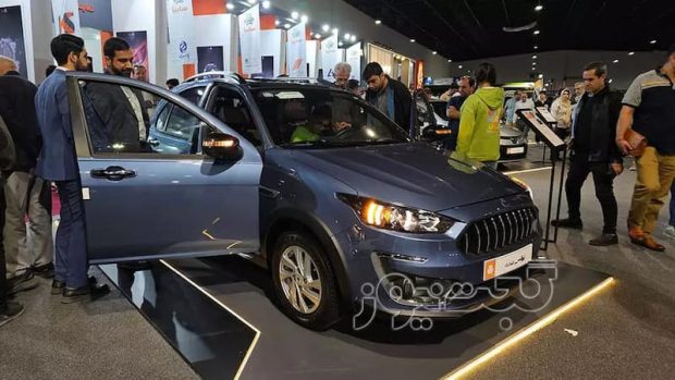 Saipa Atlas Plus side view