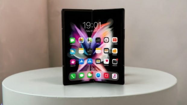 Apple's iPhone Fold Date Date