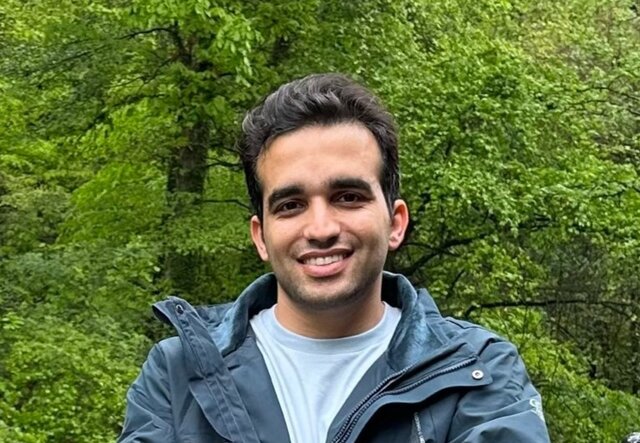 Overnight Iranian Student in America