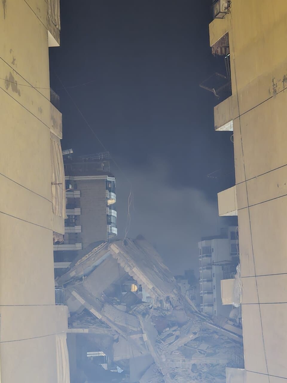 Zionist air attack on the southern suburbs of Beirut