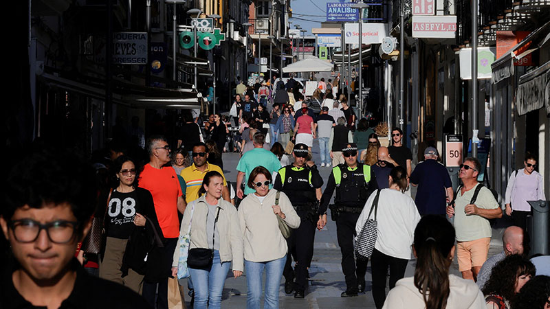 Shopping in Rwanda village of Spain