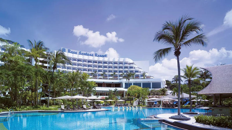 Santos Island Hotels