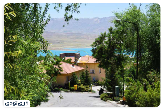 Homes and hotels near Chadegan