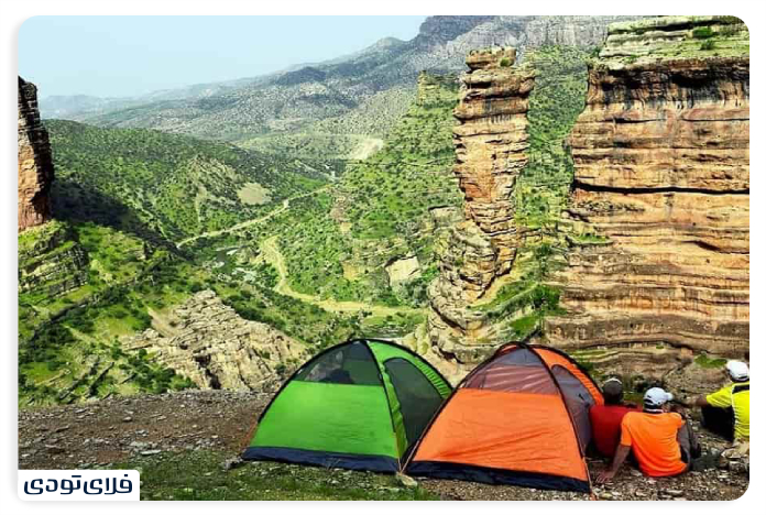 Stay in the Shirz Strait