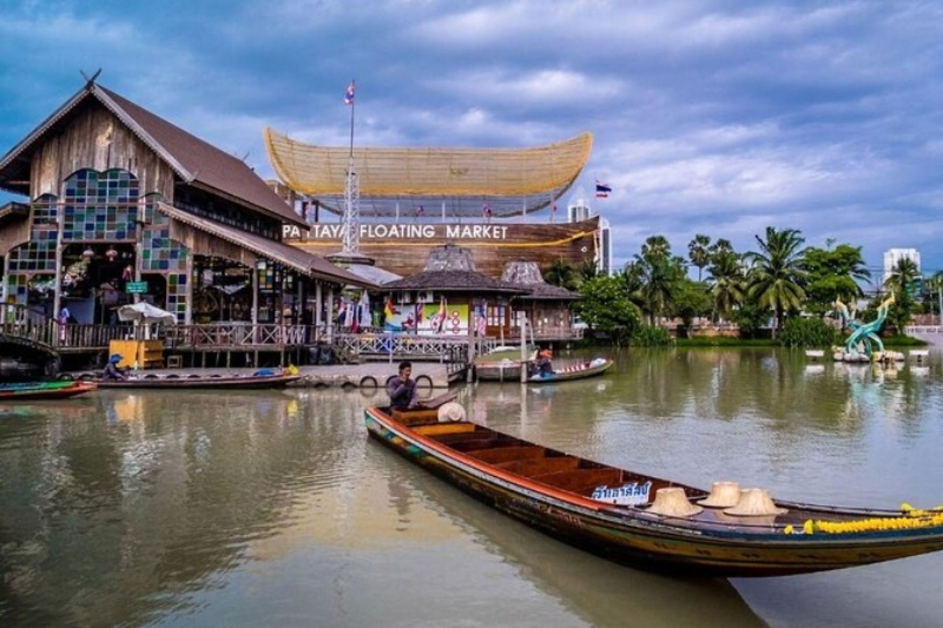 Pattaya floating market