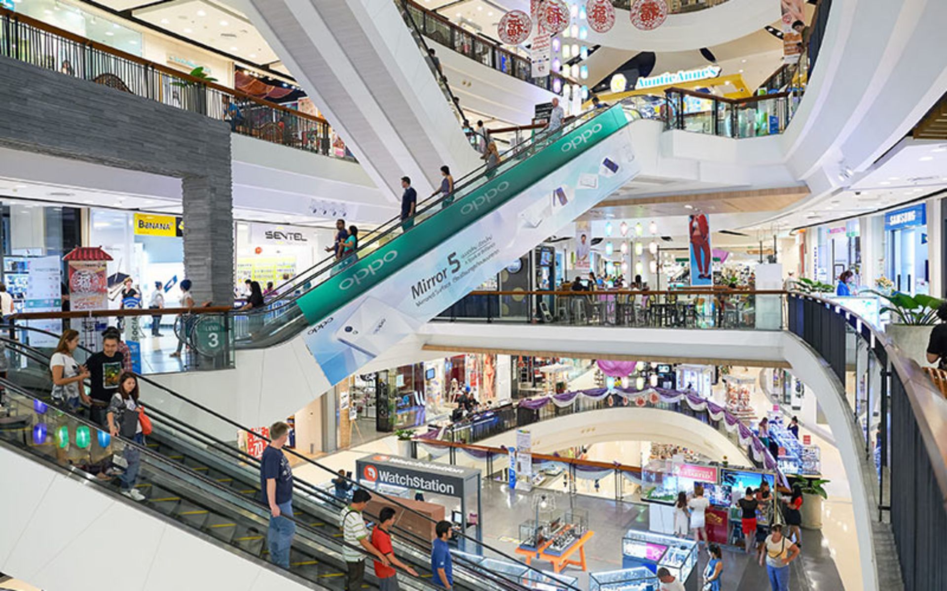 Central Pattaya floors