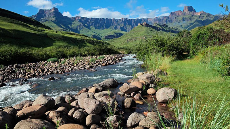 Draconzberg area: Dream and pristine mountain in South Africa