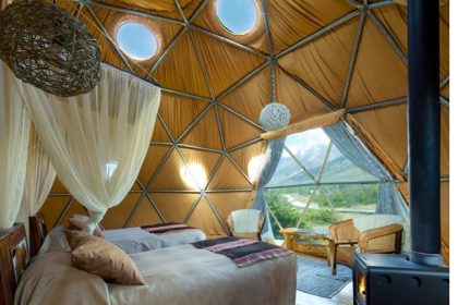 Special conditions of traditional ecotourism