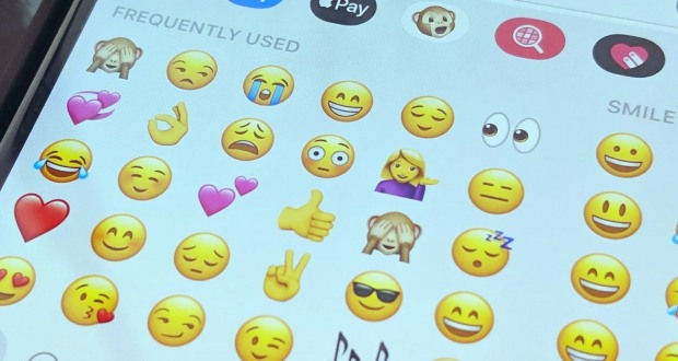 IPhone emoji on Android phone