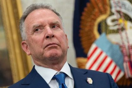 Putin and Witcaf meet behind closed doors