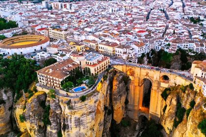 Introduction to Ronda Village: Winning in the hearts of Spanish cliffs
