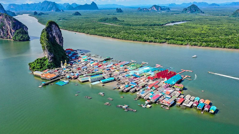 Co -Tapo on James Bond Island