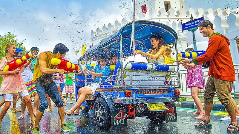 Songkaran Thailand / Songkran - Thailand