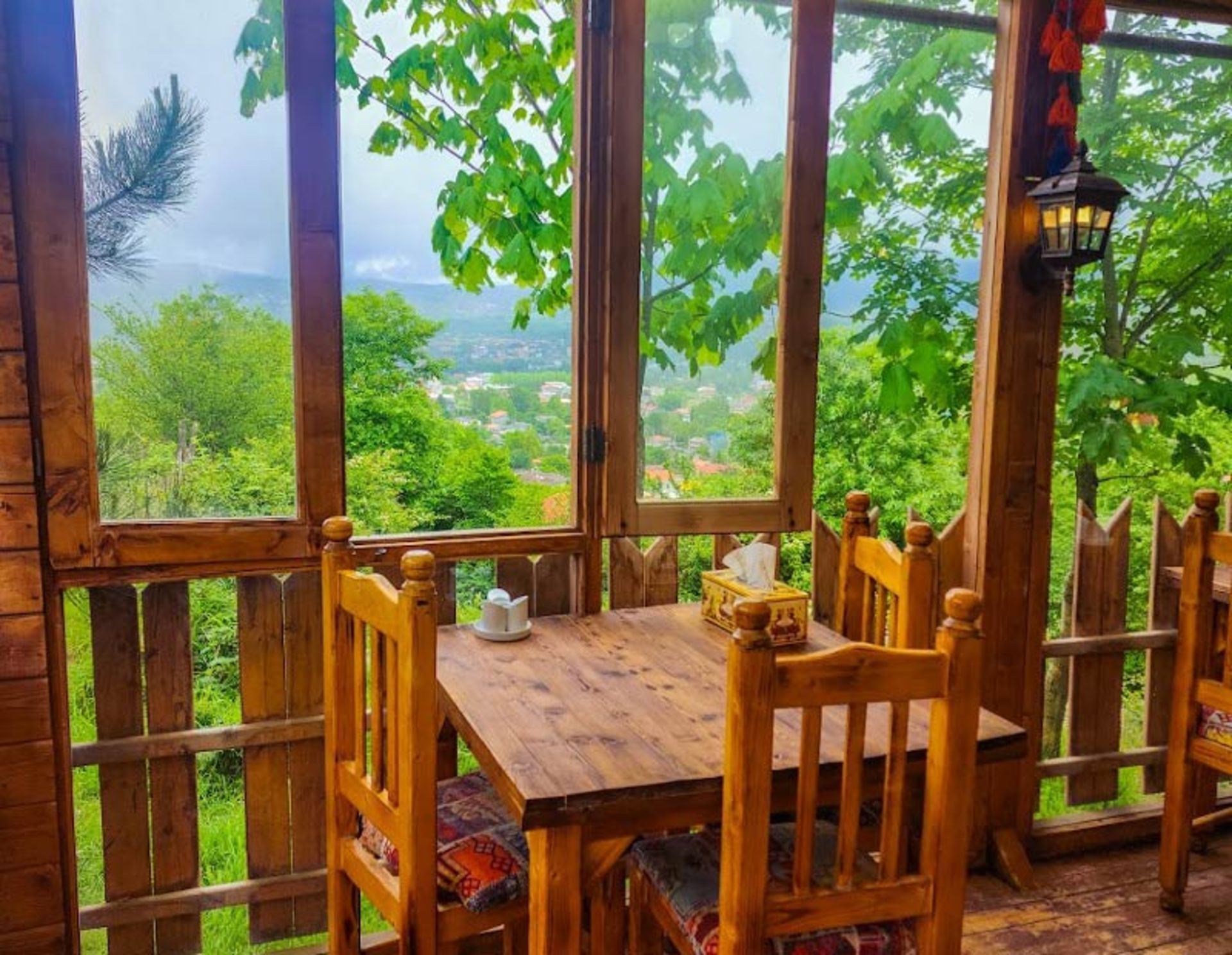 The terrace of Kalardasht Restaurant