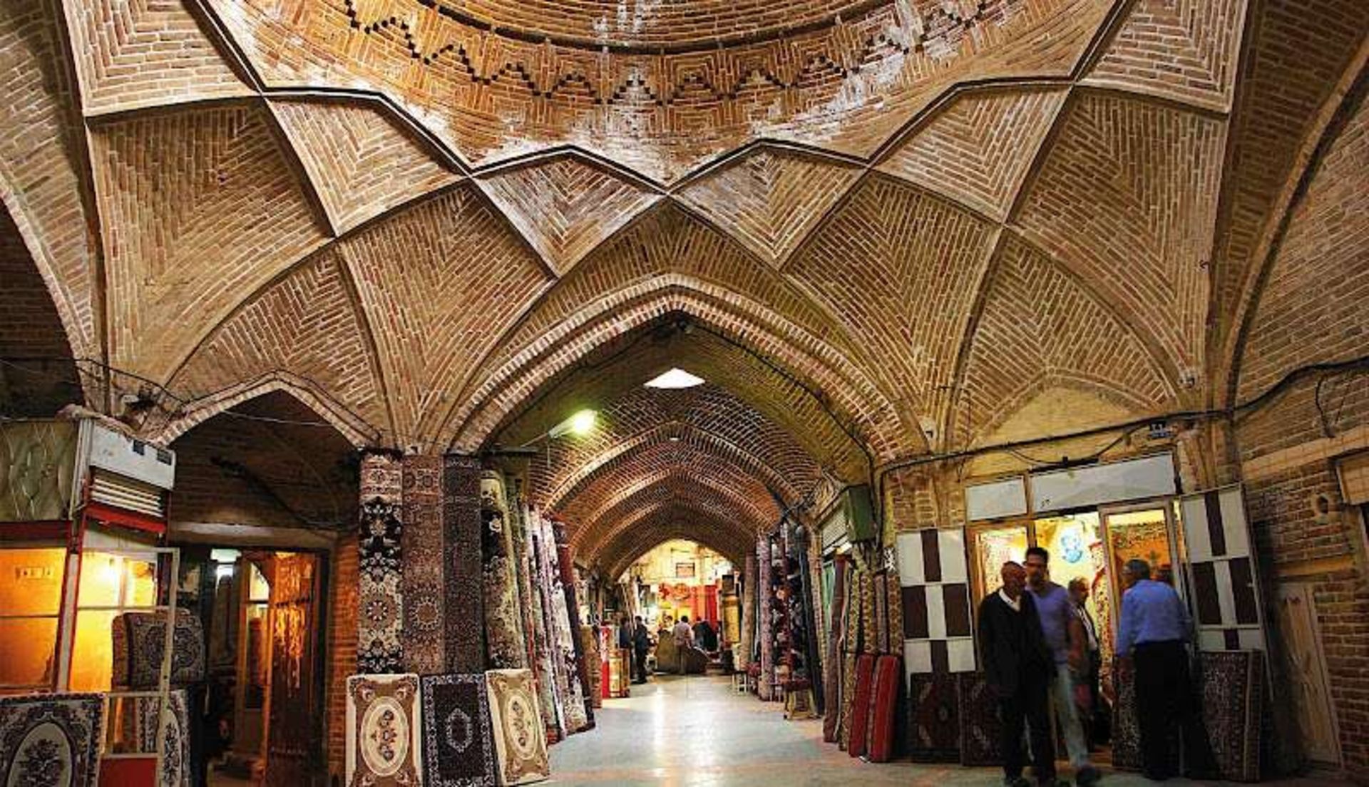 Hamedan Historical Market Architecture