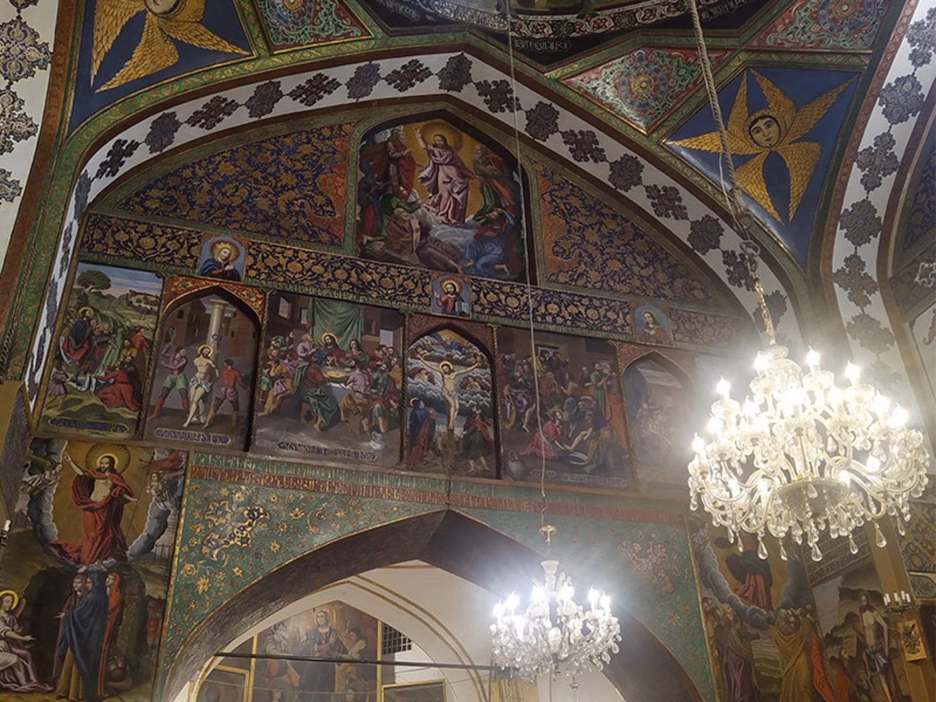 Paintings of the Holy Mary Church of Isfahan