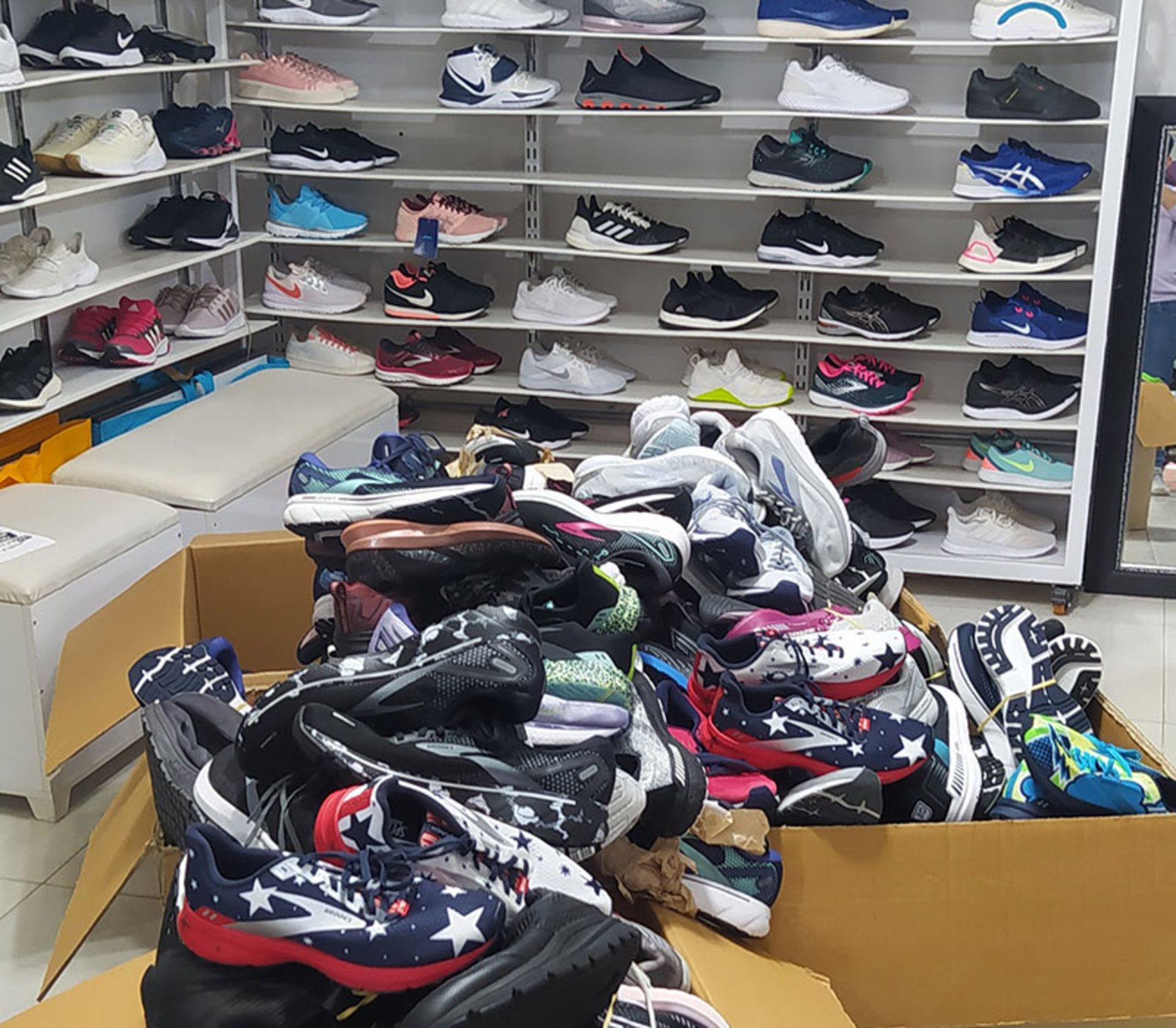 Tanakura Mahabad Market Sale