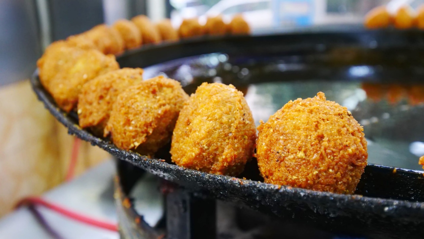 Ahvaz Lashgar Abad Street, Iran's most delicious street!