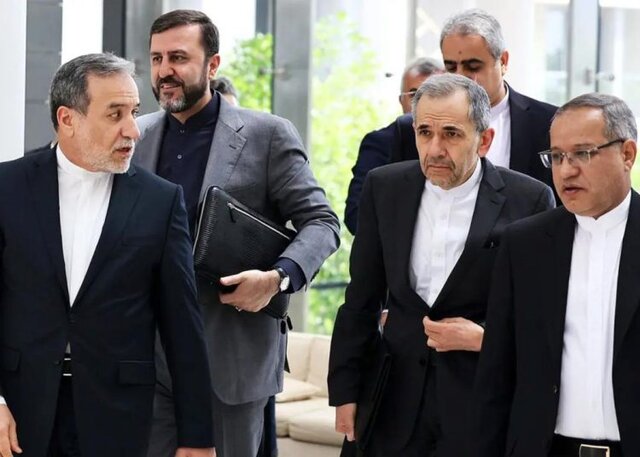 Influencers that support US agreement with Iran