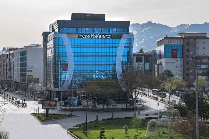 Introducing the best and most popular Turkish Van hotels