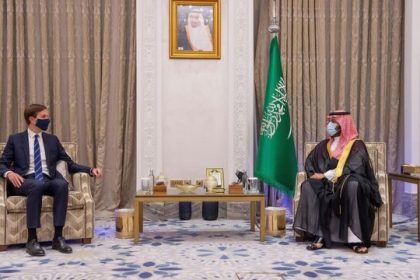 Jard Kouchner offers a quiet consultation to the Trump administration