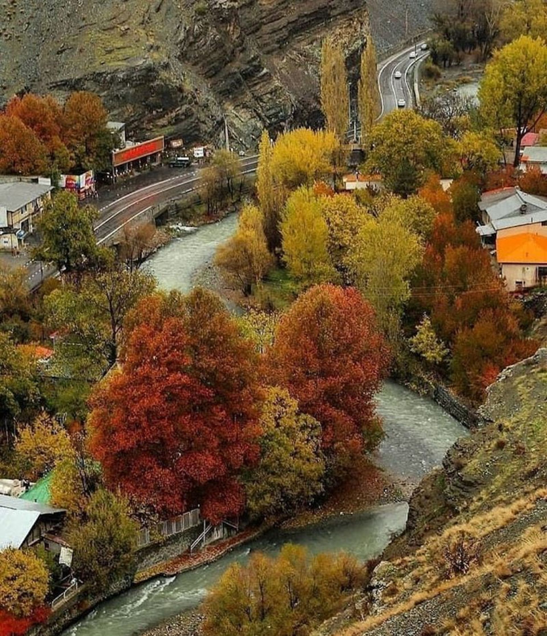 Chalus Road in the fall