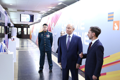 Putin: Some French citizens fight our soldiers' shoulders/ sooner or later Russian relations with Europe will be revived