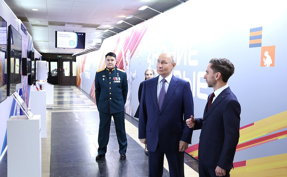 Putin: Some French citizens fight our soldiers' shoulders/ sooner or later Russian relations with Europe will be revived