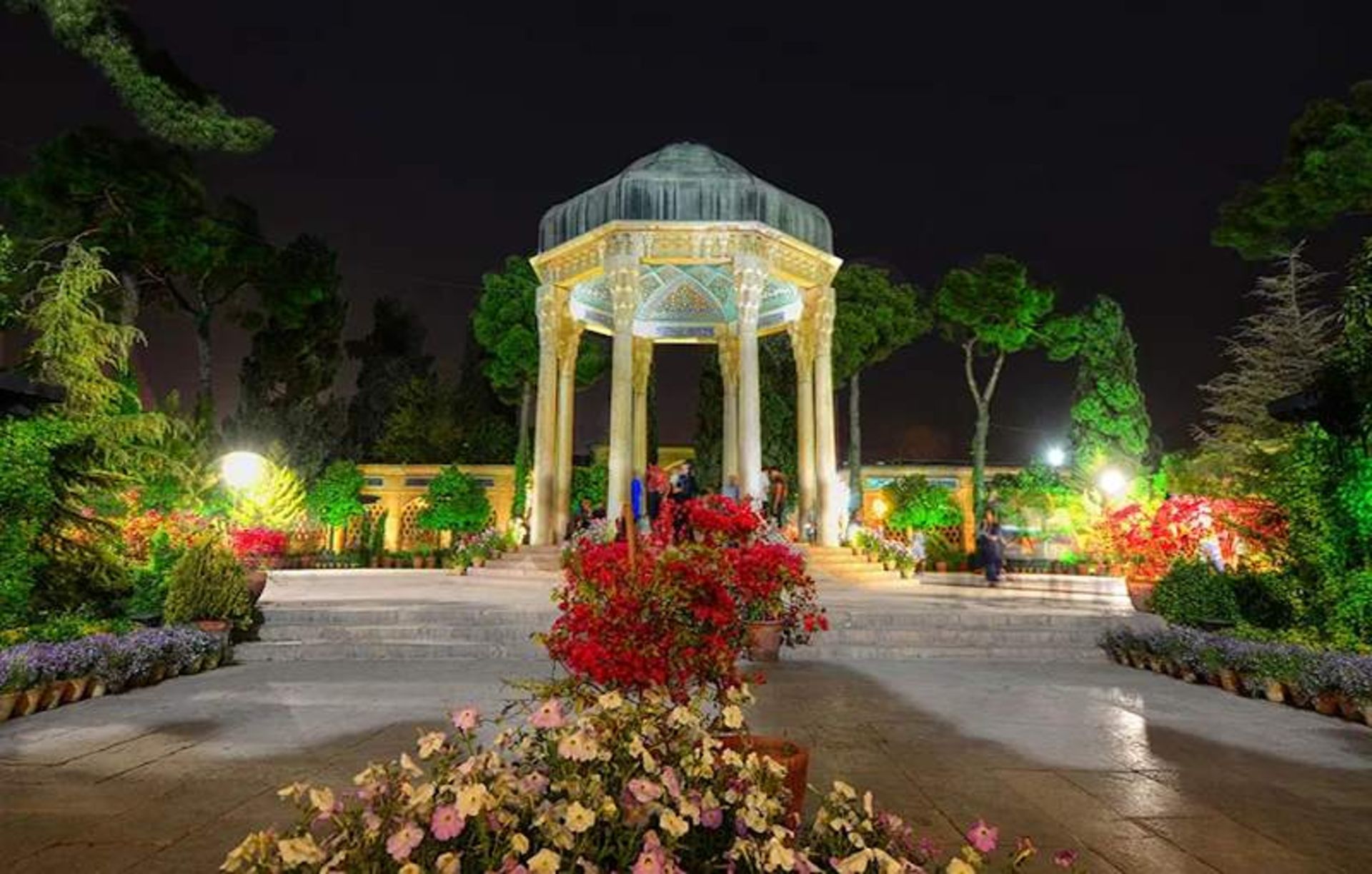 Hafiz's tomb at night